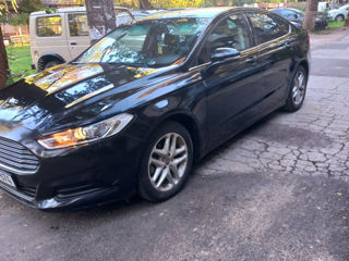 Ford Fusion foto 3