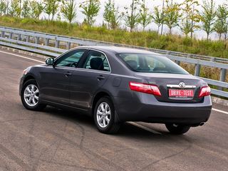 Toyota Camry foto 3