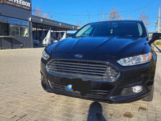 Ford Fusion foto 3