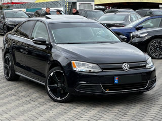 Volkswagen Jetta foto 4