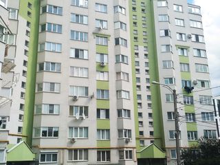 Apartament cu 2 camere, 65 m², Poșta Veche, Chișinău