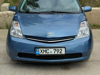 Toyota Prius foto 1