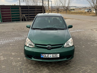 Toyota Yaris foto 3