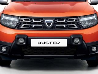 Far Dacia Duster 2022 foto 1
