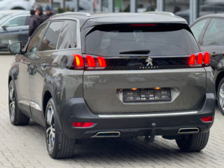 Peugeot 5008 foto 3