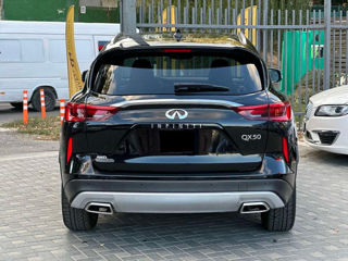 Infiniti QX50 foto 2