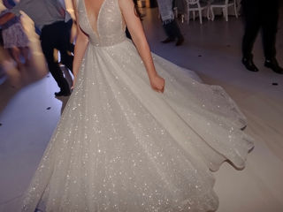 Vand rochie de mireasa  foto 2