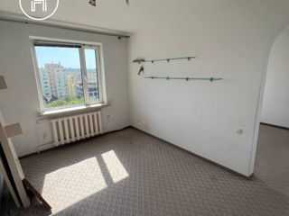 Apartament cu 2 camere, 136 m², Buiucani, Chișinău foto 8