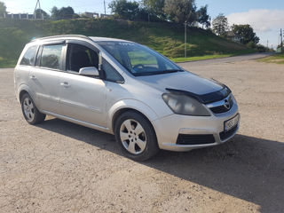 Opel Zafira foto 4