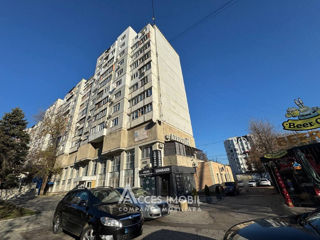 Apartament cu 2 camere, 55 m², Râșcani, Chișinău foto 17