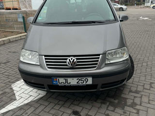 Volkswagen Sharan foto 3