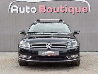 Volkswagen Passat foto 3