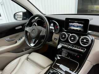 Mercedes GLC foto 8