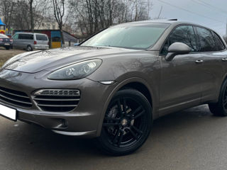 Porsche Cayenne foto 2