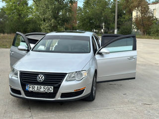 Volkswagen Passat foto 1