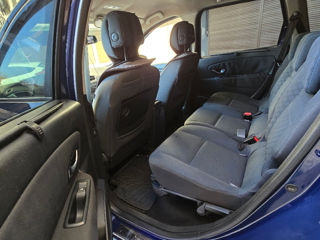 Renault Grand Scenic foto 8