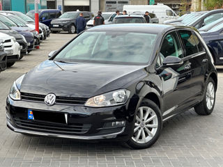 Volkswagen Golf foto 1