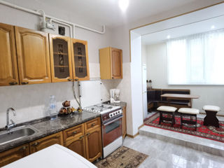 Apartament cu 3 camere, 78 m², Telecentru, Chișinău foto 1