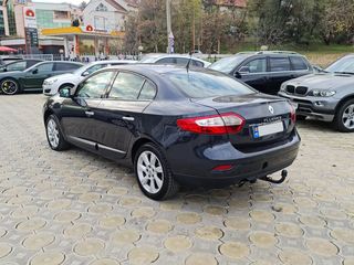 Renault Fluence foto 8