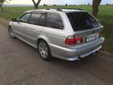 BMW 5 Series foto 3