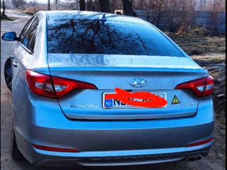 Hyundai Sonata foto 3