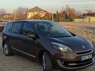 Renault Grand Scenic foto 3