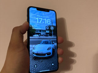 Vând iPhone 11 Pro Max în stare ideală foto 2