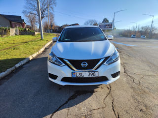 Nissan Sentra foto 2