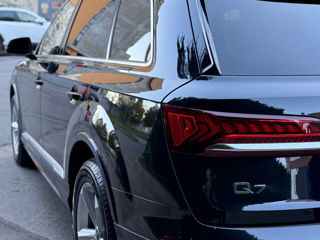 Audi Q7 foto 4