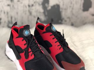 Nike Air Huarache Ultra Black Red. foto 4