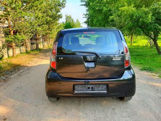 Daihatsu Sirion foto 3