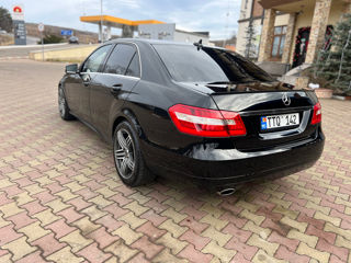 Mercedes E-Class foto 4