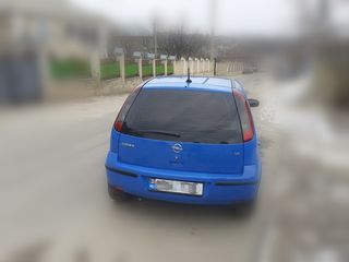 Opel Corsa foto 3