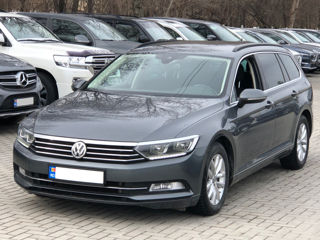 Volkswagen Passat foto 1