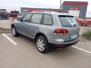 Volkswagen Touareg foto 4