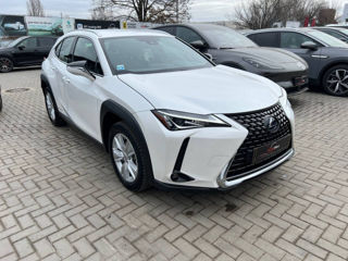 Lexus UX foto 2