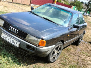 Audi 80