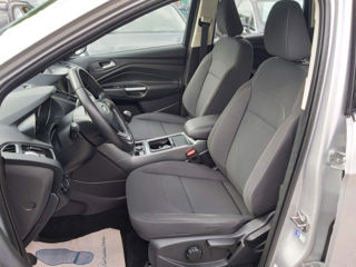 Ford Kuga foto 8