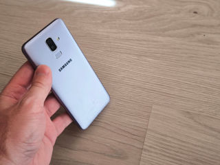 Vind Samsung Galaxy J8 in stare buna foto 3
