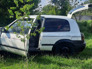 Nissan Sunny foto 9