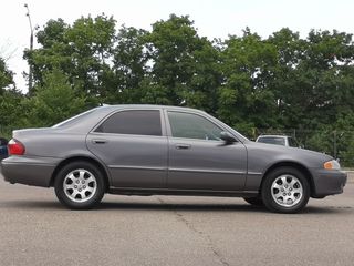 Mazda 626 foto 2