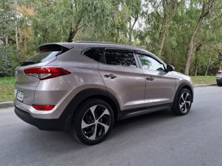 Hyundai Tucson foto 2