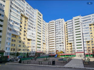 Apartament cu 2 camere, 76 m², Botanica, Chișinău foto 7