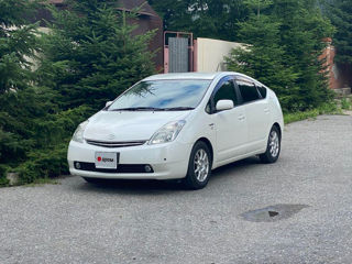 Toyota Prius foto 4