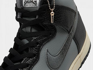 Nike Dunk Hi Retro Embedded foto 3