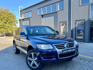 Volkswagen Touareg foto 2