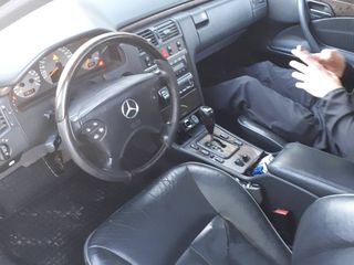 Mercedes E Class foto 1