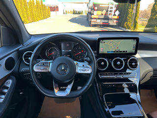 Mercedes GLC foto 8