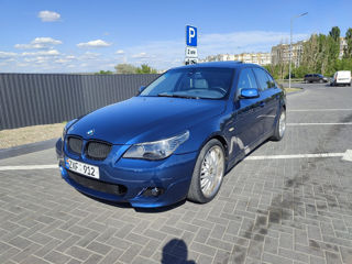 BMW 5 Series foto 7