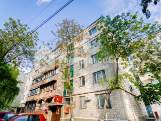 Apartament cu 3 camere, 70 m², Botanica, Chișinău foto 14